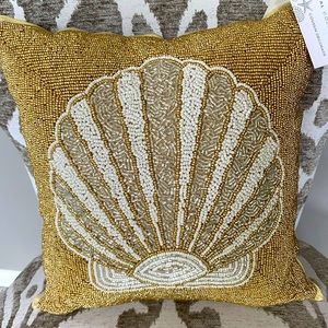 Coastal Seashell Pillow🤩